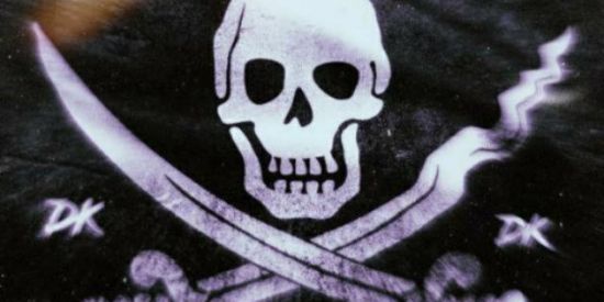 ,,:-DEATH-PIRATAS-:"