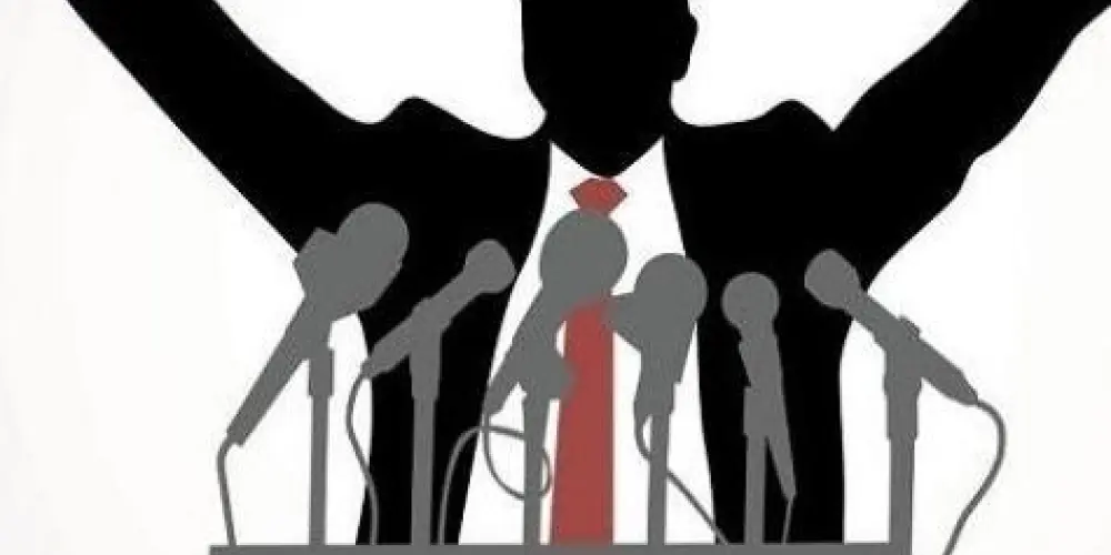 DISCUSSÕES POLÍTICAS DE FORTALEZA